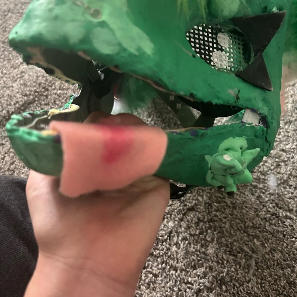 Dino mask!